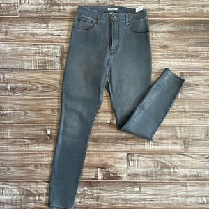 Good American skinny high rise wax jean size 29